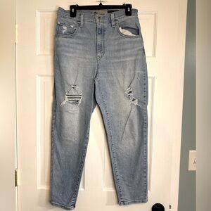 Levi’s Silver Tab Mom Jean